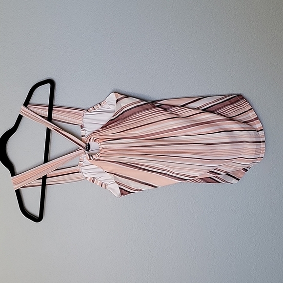 Torrid O ring mesh fabric top large - Picture 2 of 11